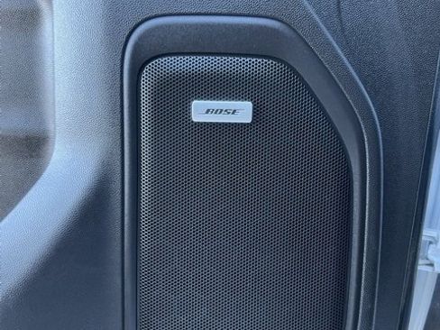 Used 2020 GMC Sierra 2500 SLT w/ SLT Premium Plus Package image 9