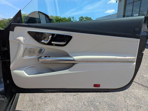 Used 2026 Mercedes-Benz CLE 450 4MATIC Cabriolet image 33