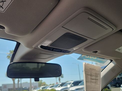 Used 2024 Honda CR-V LX image 28