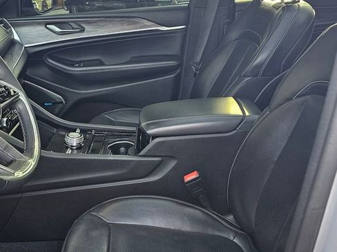 Used 2022 Jeep Grand Cherokee L Overland image 5