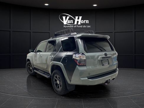 Used 2022 Toyota 4Runner Trail Special Edition AWD/4WD image 5