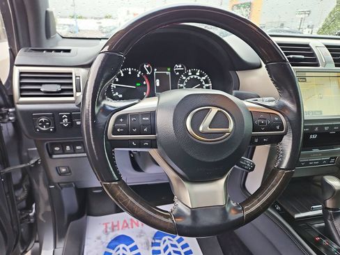 Used 2020 Lexus GX 460 Premium w/ Premium Package AWD/4WD image 14