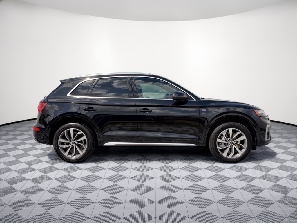 Used 2023 Audi Q5 2.0T Premium Plus w/ Premium Plus Package AWD/4WD image 8