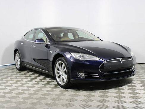Used 2013 Tesla Model S Performance RWD image 26