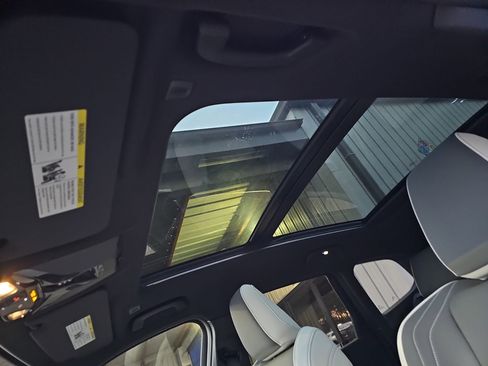 New 2026 BMW X1 xDrive28i w/ Technology Package image 31