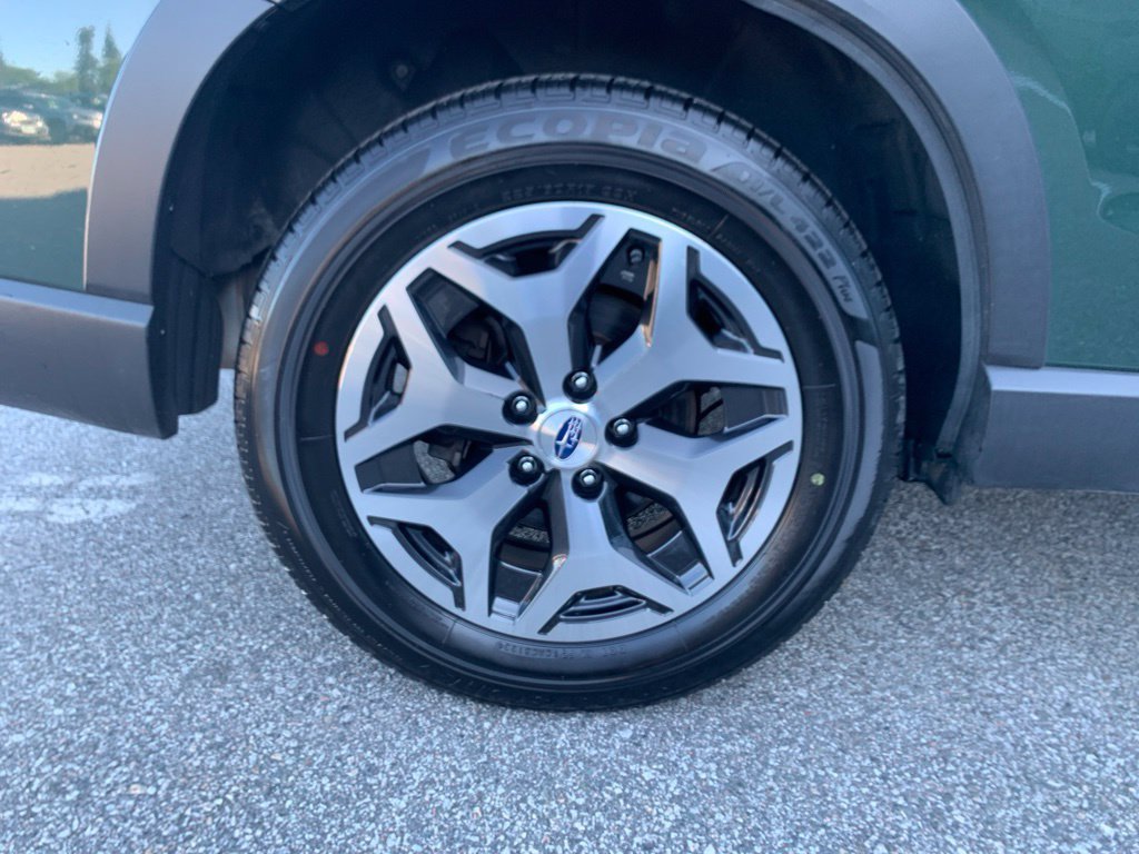 Used 2024 Subaru Forester Premium AWD/4WD image 28