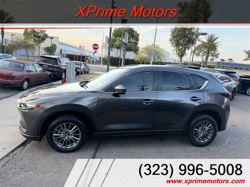 Used 2017 MAZDA CX-5 Touring image 4