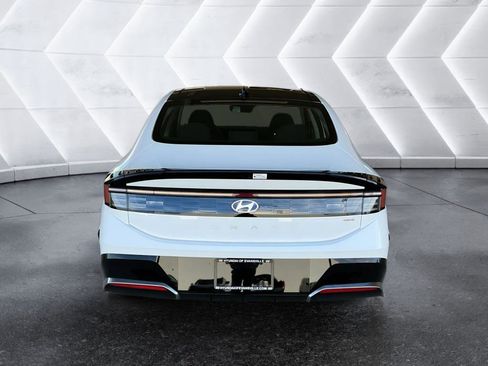 New 2026 Hyundai Sonata SEL image 3
