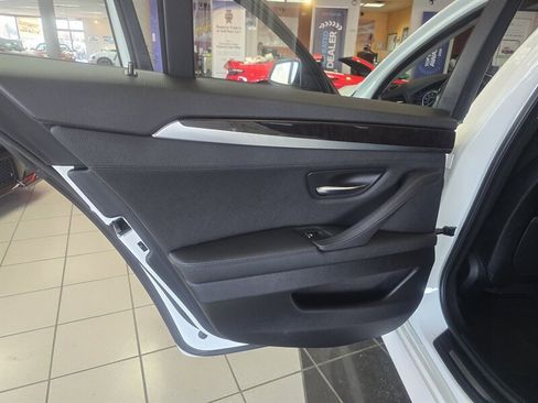 Used 2016 BMW 528i xDrive Sedan image 10