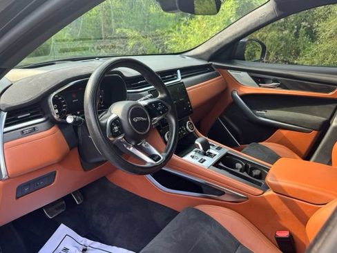 Used 2024 Jaguar F-PACE SVR AWD/4WD image 9