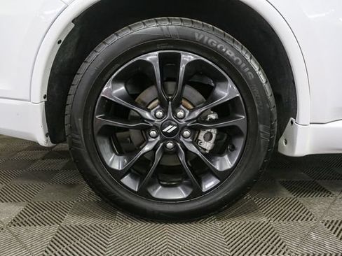 Used 2025 Dodge Durango R/T w/ Blacktop Package AWD/4WD image 17