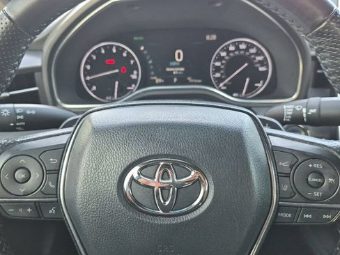 Used 2021 Toyota Avalon Touring FWD image 10
