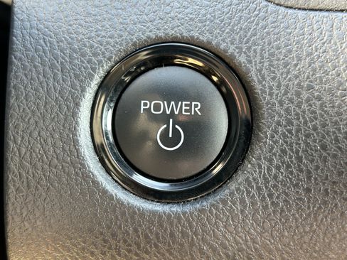 Used 2025 Toyota Camry LE FWD image 32