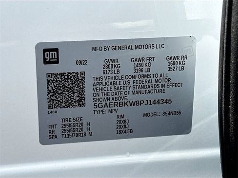 Used 2023 Buick Enclave Essence w/ Experience Buick Package image 34