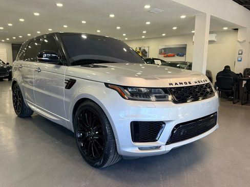 Used 2019 Land Rover Range Rover Sport HSE Dynamic image 1