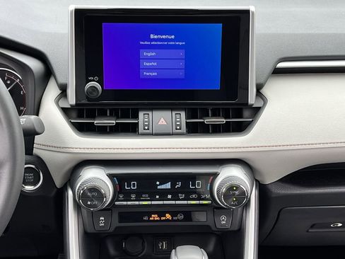 Used 2025 Toyota RAV4 XLE Premium image 15