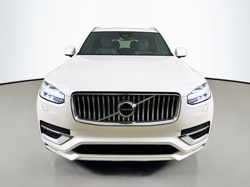 Used 2023 Volvo XC90 B6 Ultimate w/ Protection Package Premier AWD/4WD image 2