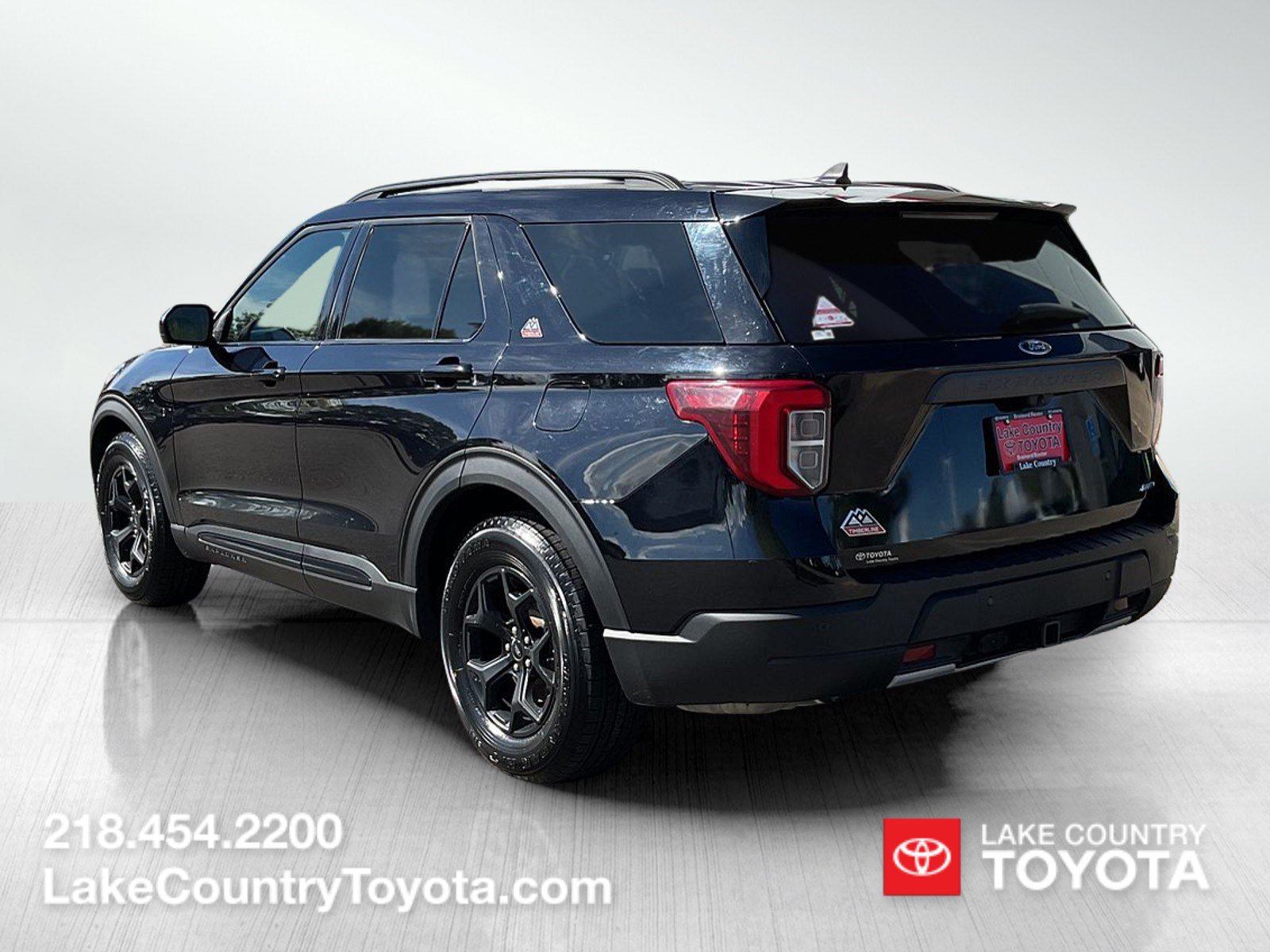 Used 2024 Ford Explorer Timberline w/ Timberline Technology Package AWD/4WD image 3
