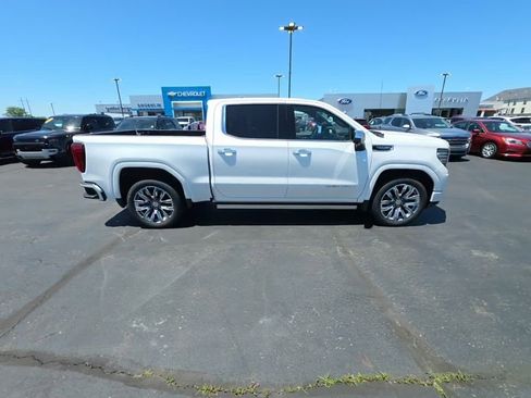 Used 2024 GMC Sierra 1500 Denali w/ Denali Reserve Package AWD/4WD image 2