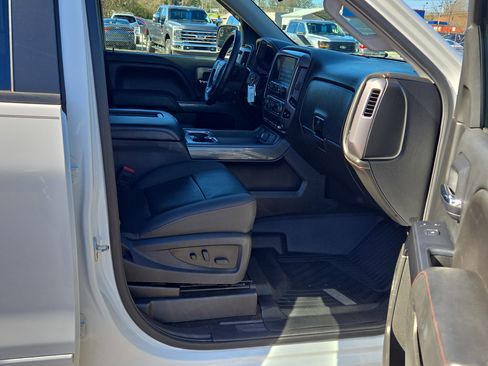 Used 2016 GMC Sierra 1500 SLT w/ All Terrain X Package image 16