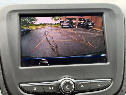 Used 2020 Chevrolet Equinox LT FWD image 21
