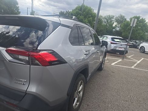 Used 2021 Toyota RAV4 Limited w/ Limited Grade Weather Package AWD/4WD image 3
