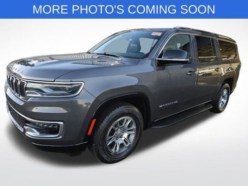 Used 2023 Jeep Wagoneer L 4WD image 1