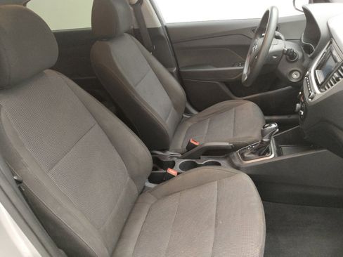 Used 2019 Hyundai Accent SE FWD image 21