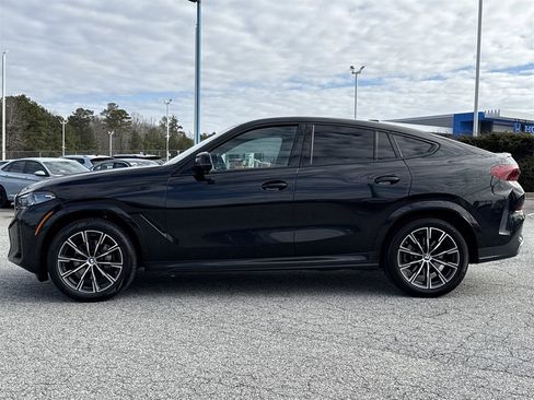 Used 2025 BMW X6 xDrive40i w/ Climate Comfort Package image 26