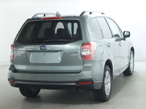 Used 2016 Subaru Forester 2.5i Premium w/ All-Weather Package AWD/4WD image 48