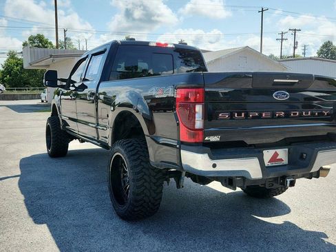 Used 2021 Ford F250 Lariat w/ Lariat Ultimate Package AWD/4WD image 3