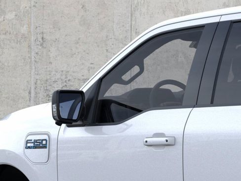 New 2025 Ford F150 Lightning Flash image 20