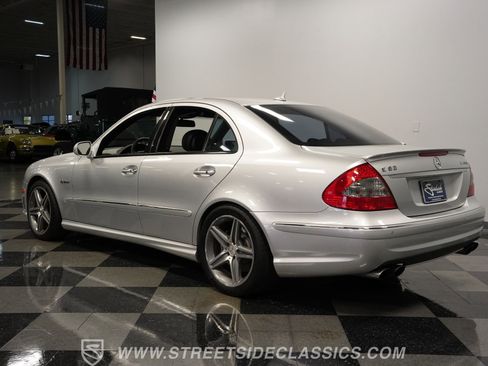 Used 2007 Mercedes-Benz E 63 AMG Sedan image 9