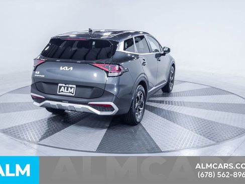 Used 2025 Kia Sportage LX FWD image 9