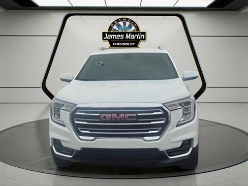 Certified 2023 GMC Terrain SLT image 11