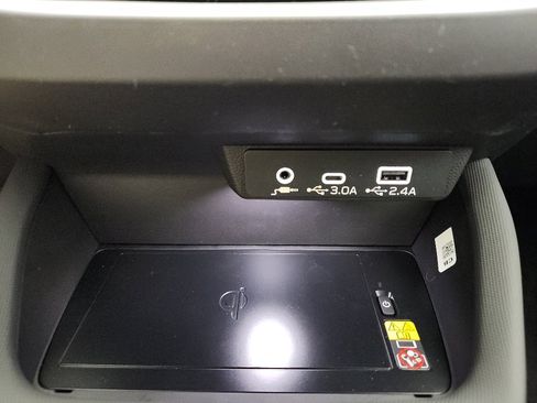 Used 2026 Subaru Forester Premium image 19