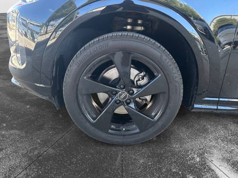 Used 2025 Audi Q5 Premium Plus AWD/4WD image 9