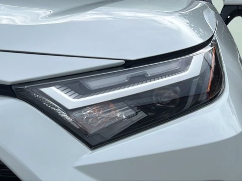 Used 2023 Toyota RAV4 XLE Premium AWD/4WD image 9
