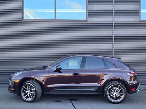 Used 2026 Porsche Macan image 2