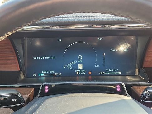 Used 2023 Lincoln Navigator Reserve image 22