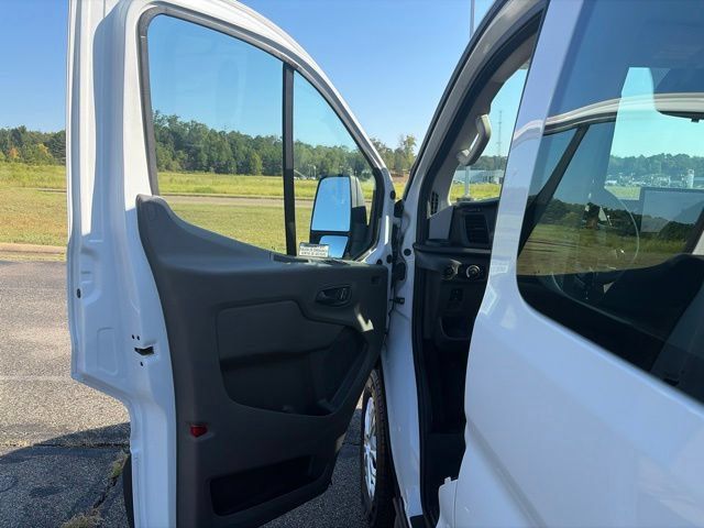 Used 2024 Ford Transit 350 XLT RWD image 14