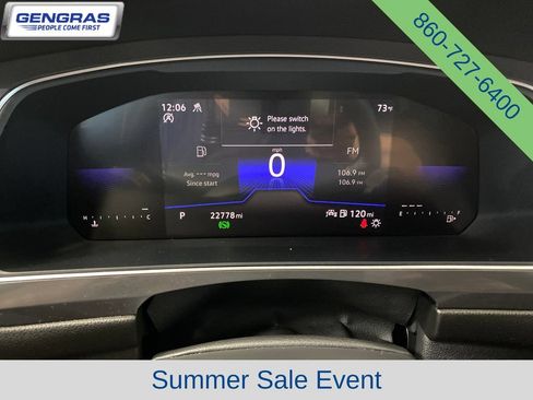 Used 2023 Volkswagen Tiguan SE AWD/4WD image 21