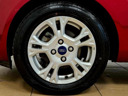 Used 2016 Ford Fiesta SE image 25