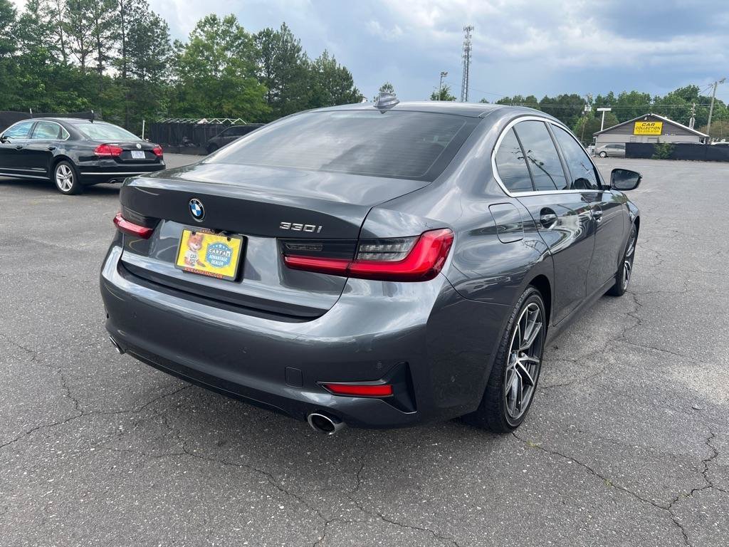 Used 2021 BMW 330i Sedan RWD image 4