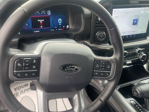 Used 2025 Ford F150 Lariat AWD/4WD image 13