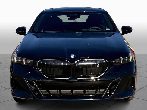 New 2026 BMW i5 eDrive40 w/ M Sport Package image 3