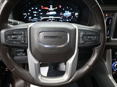 Used 2022 GMC Yukon XL Denali w/ Denali Ultimate Package image 22
