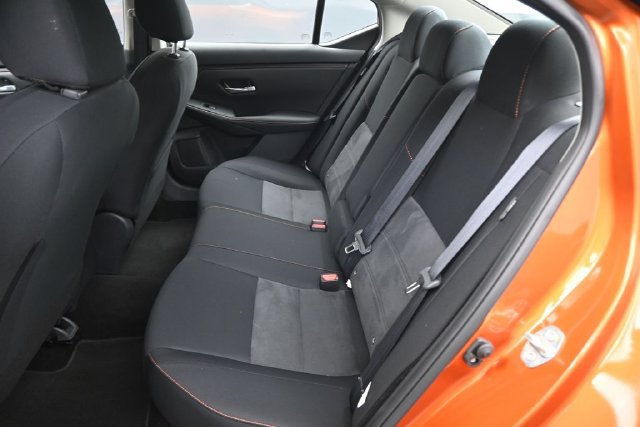 Used 2025 Nissan Sentra SR FWD image 25