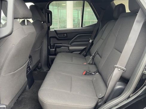 Used 2025 Toyota 4Runner SR5 image 11