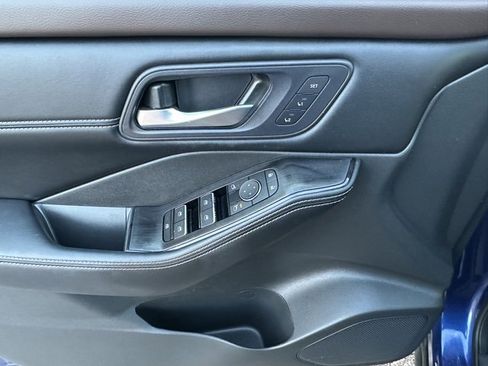 Certified 2023 Nissan Rogue SL image 22